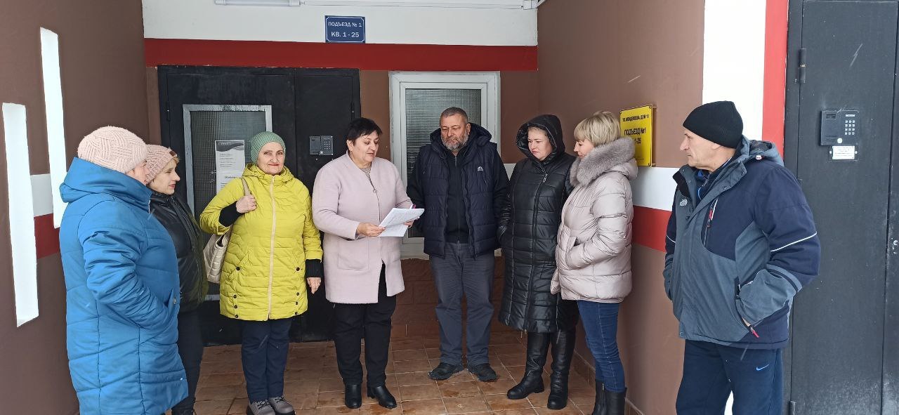 В рамках исполнения поручения Главы Донецкой Народной Республики Дениса Владимировича Пушилина о поддержании открытого диалога с жителями, состоялась встреча с населением и представителями трудовых коллективов города...