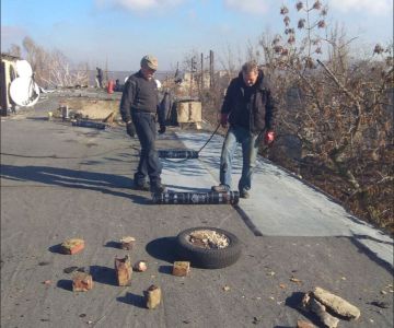Наталья Бегуненко: Сотрудниками Петровского участка № 1 Донецкого Филиала «Единого регионального фонда по управлению МКД на территории ДНР» ведутся ремонтные работы по адресам ул. Вагнера, 15 и ул. Стаханова, 20
