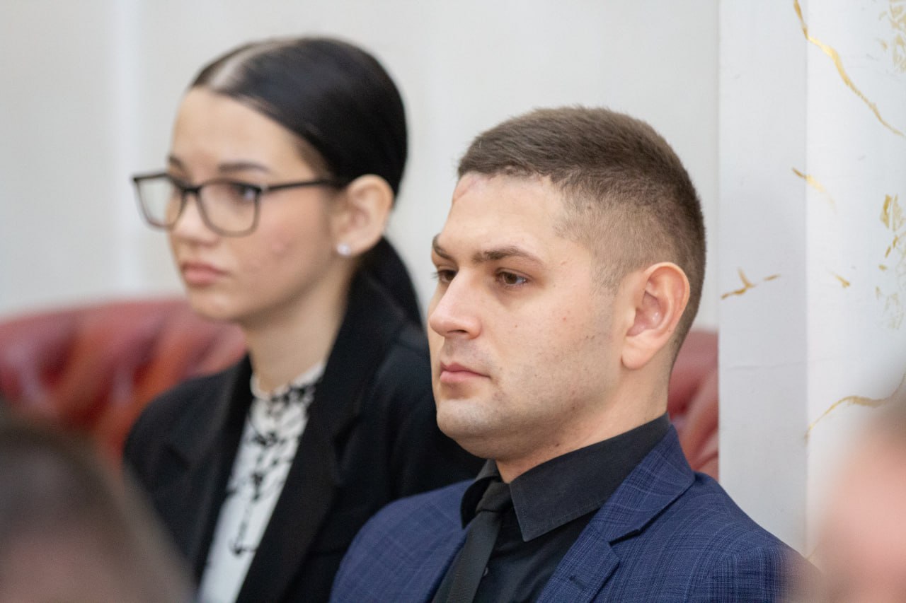 Посетили пленарное заседание Народного Совета ДНР