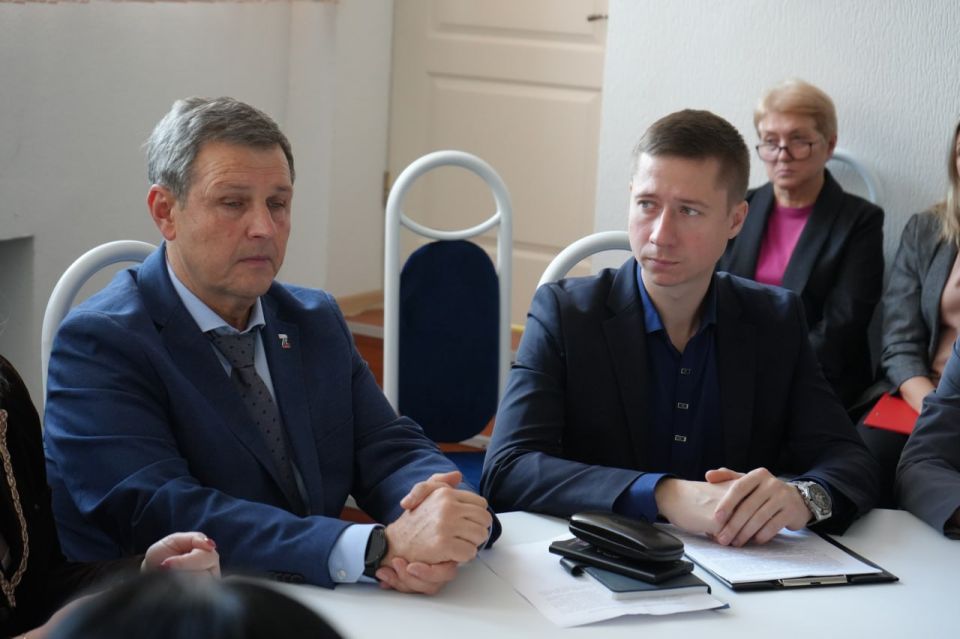 Михаил Желтяков: Принял участие в открытом диалоге «Перспективы музейного дела», который прошёл на базе Донецкого республиканского краеведческого музея