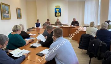 Алексей Кулемзин: Сегодня состоялось рабочее совещание с представителями Управ внутригородских районов, курирующих вопросы потребительского рынка