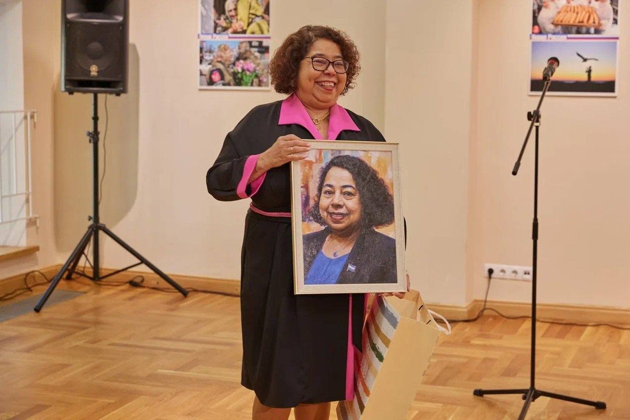 «За этим снимком охотился пять дней!»: фотожурналист донецкой «Комсомолки» Александр Иванов победил в фотоконкурсе «Новая Россия» «За этим снимком охотился пять дней!»: фотожурналист донецкой «Комсомолки» Александр Иванов победил в фотоконкурсе «Новая Россия»