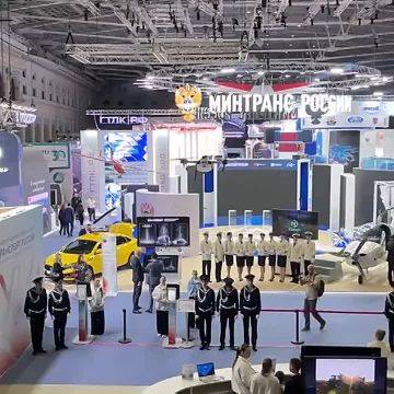 Делегация ДНР принимает участие в Транспортной неделе, которая стартовала в Москве