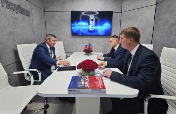 Александр Бондаренко: Продолжаю работать в Москве, где проходит главное событие транспортной сферы страны – Транспортная неделя