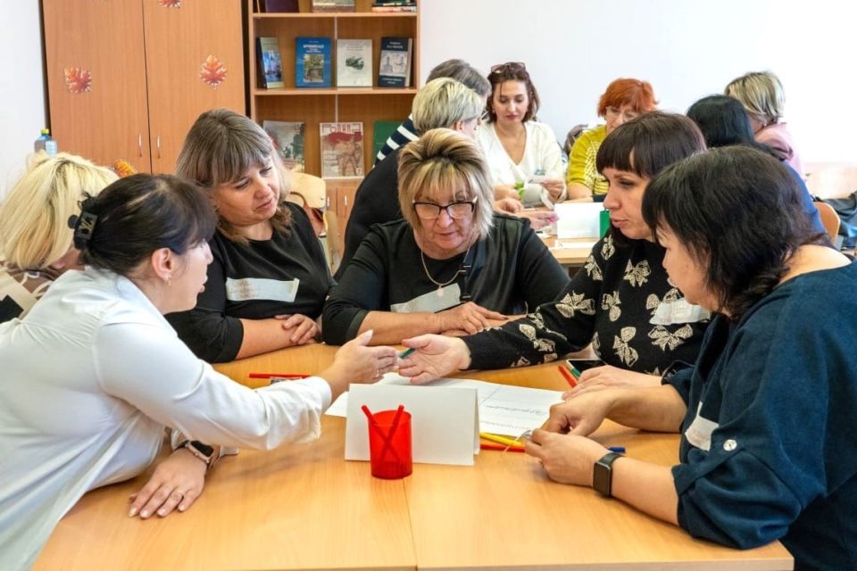 Петербургский проект «УЧИГРАД» впервые прошёл в Мариуполе Петербургский проект «УЧИГРАД» впервые прошёл в Мариуполе