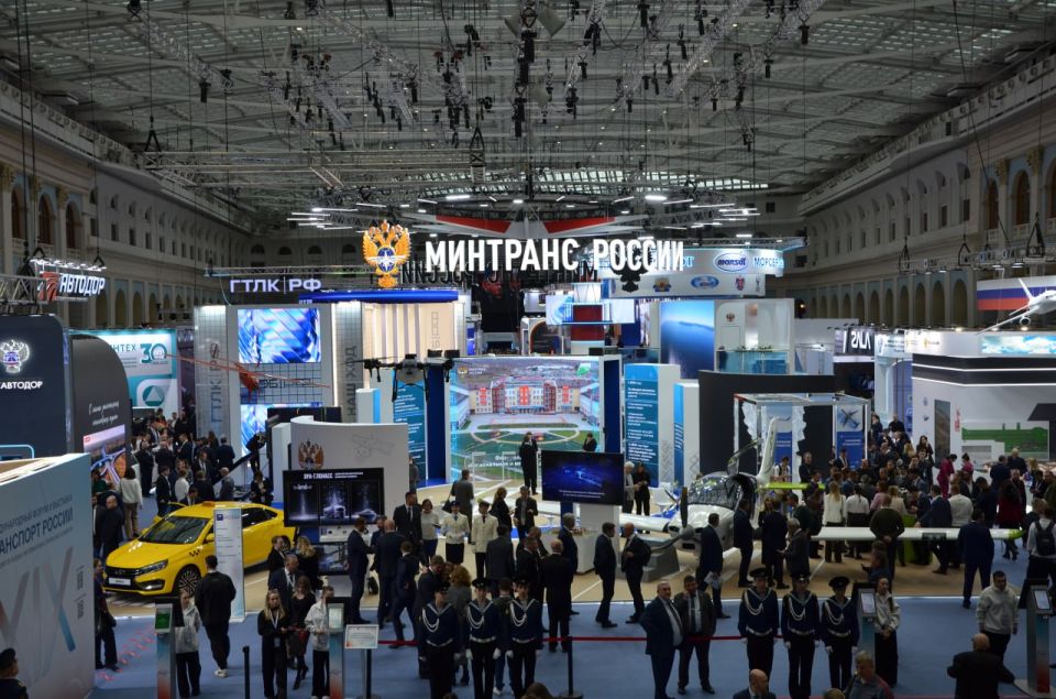 Донецкая Народная Республика представила свои достижения на выставке «Транспорт России», в том числе – ход восстановления дорог и инфраструктуры, перспективные инвестиционные проекты и внедрение инноваций Донецкая Народная Республика представила свои достижения на выставке «Транспорт России», в том числе – ход восстановления дорог и инфраструктуры, перспективные инвестиционные проекты и внедрение инноваций