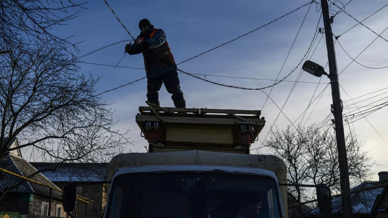 В ДНР у более 65% потребителей пропал свет после украинских атак