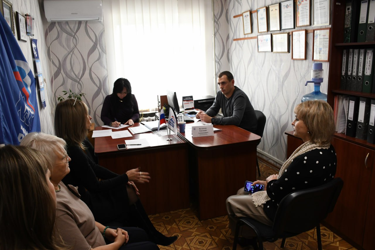 Депутат Народного Совета ответил на вопросы кировчан Депутат Народного Совета ответил на вопросы кировчан