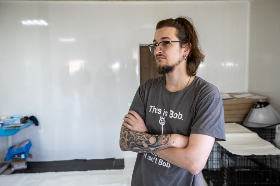 Антон Кольцов: Побывал на участке муниципального предприятия «Зеленстрой» по работе с безнадзорными животными Антон Кольцов: Побывал на участке муниципального предприятия «Зеленстрой» по работе с безнадзорными животными
