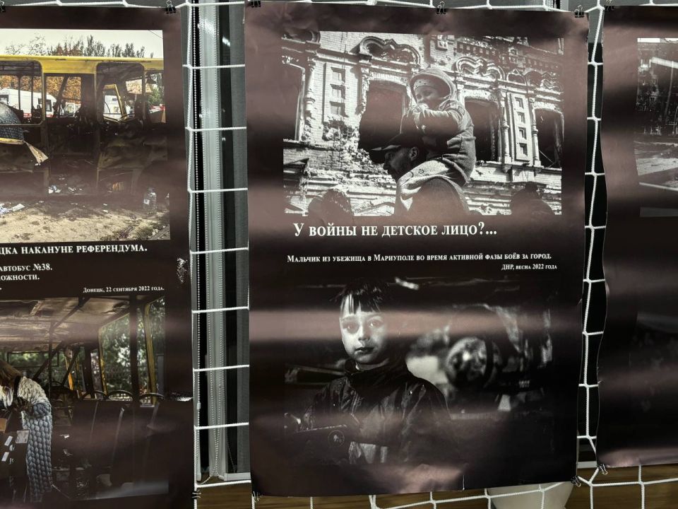 Черно-белая фотография, или девочка с буханкой хлеба Черно-белая фотография, или девочка с буханкой хлеба