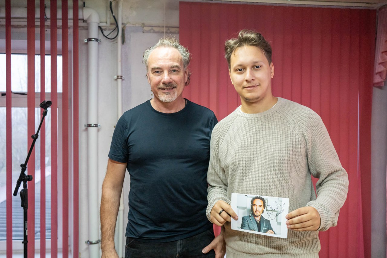 Ты точно слышал его песни! Ты точно слышал его песни!