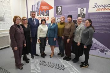 Впервые сотрудники муниципального архива Волновахского округа проходят стажировку на Ямале