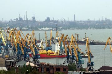 В морском порту Мариуполя будет оборудован пункт пропуска через государственную границу России