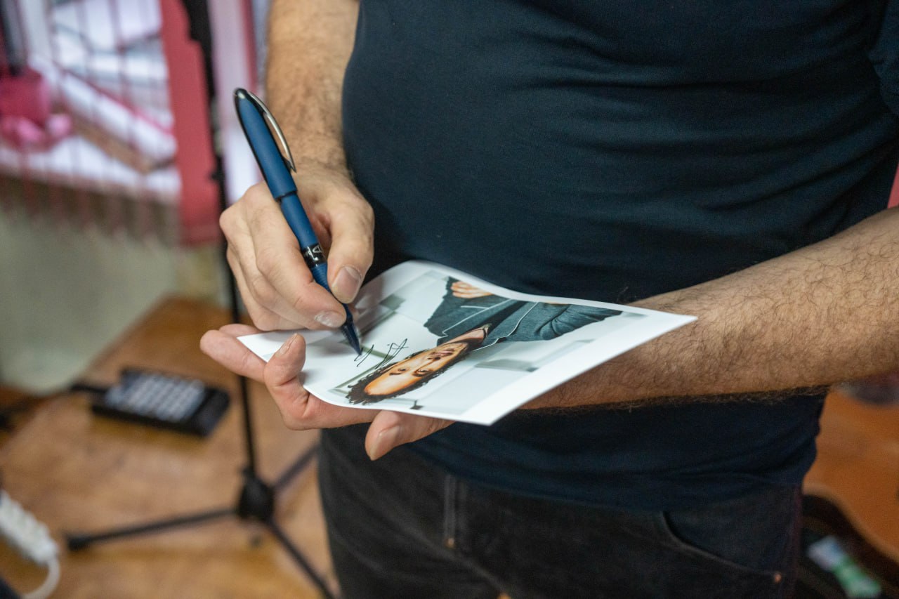 Ты точно слышал его песни! Ты точно слышал его песни!