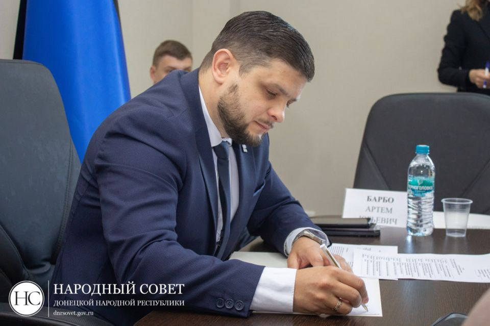 Народный Совет работает над регулированием сферы транспорта в регионе Народный Совет работает над регулированием сферы транспорта в регионе