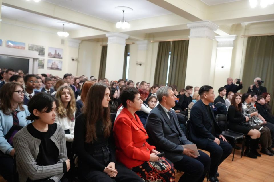 ������ ��������: � �������� ��������������� ���������� ����� �.�. �������� ���������� ������������� �������� ��� ��������� ���� � �������� �������� ����������