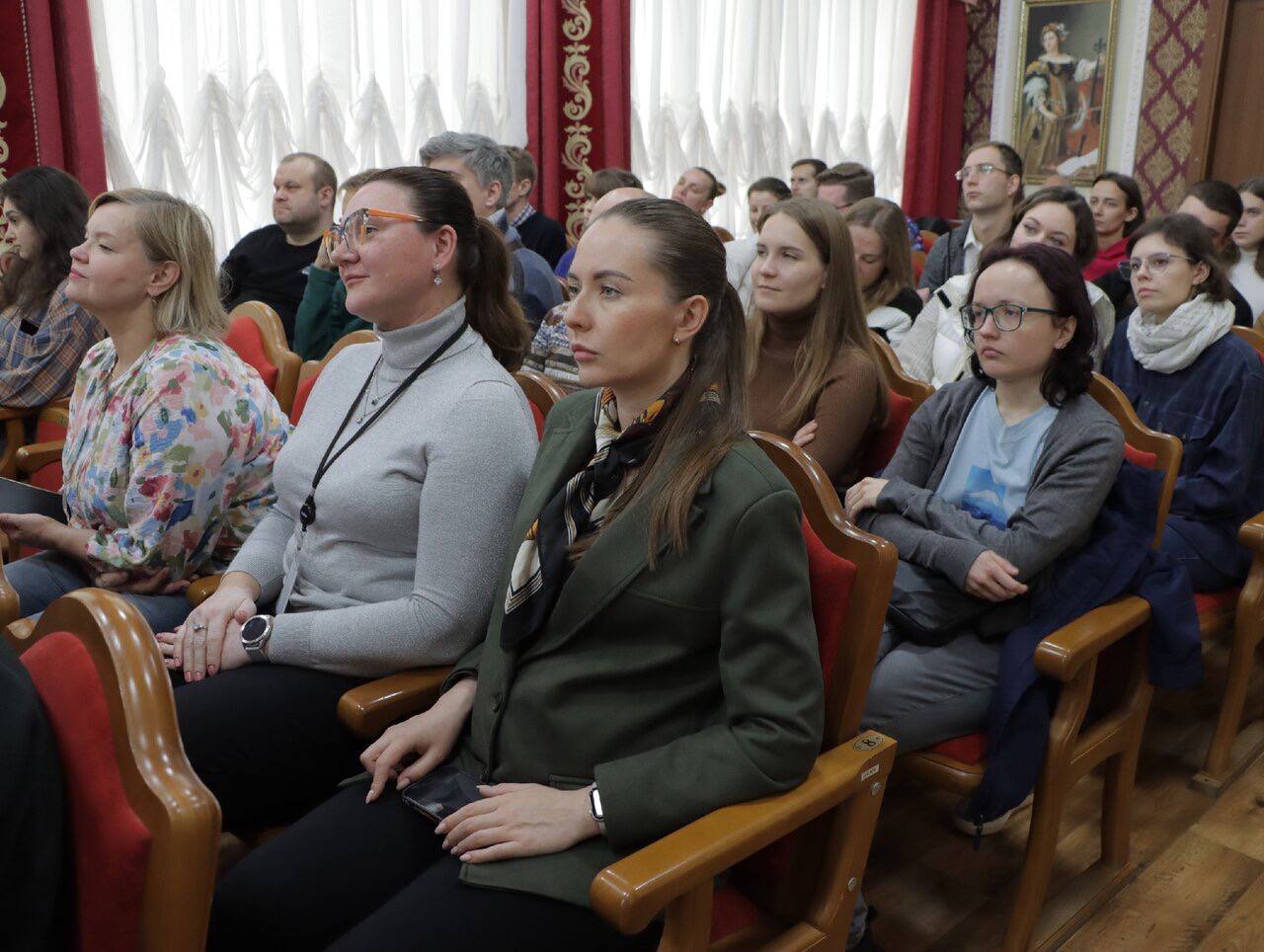 Коллектив Донецкой Филармонии - братья по оружию Культбригады Москонцерта Коллектив Донецкой Филармонии - братья по оружию Культбригады Москонцерта