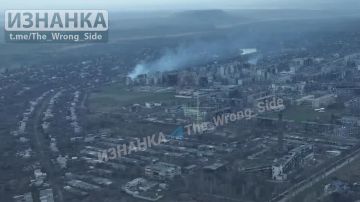 На кадрах ОК очередной удар ФАБом-3000 по ПВД ВСУ в Мирнограде