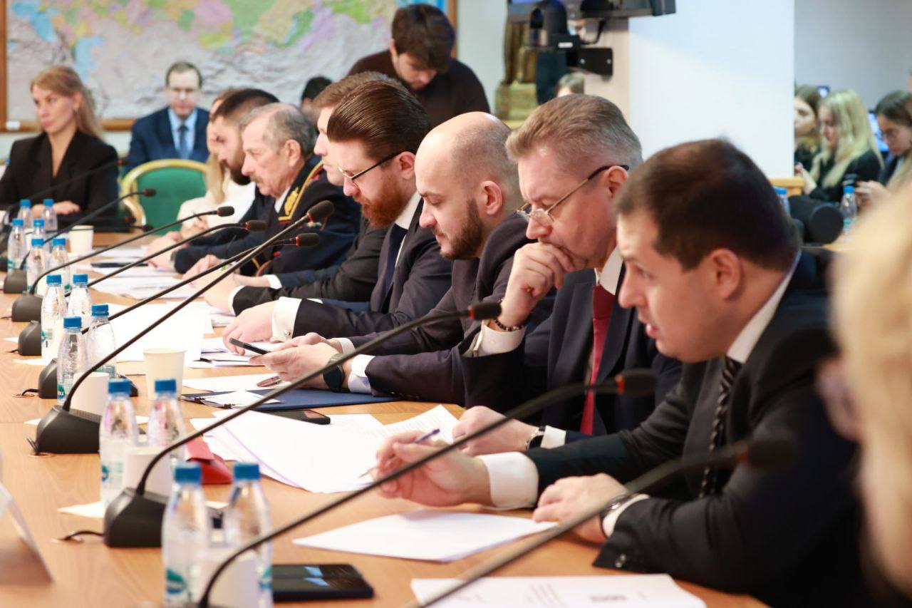 Денис Шимановский: Обсуждали с коллегами из Комитета Госдумы по молодежной политике острую проблему — питбайки Денис Шимановский: Обсуждали с коллегами из Комитета Госдумы по молодежной политике острую проблему — питбайки