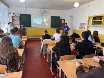 В рамках партийного проекта Единой России «Защита животного мира» в Новоселовской школе прошел интеллектуальный квиз, посвященный защите животных!