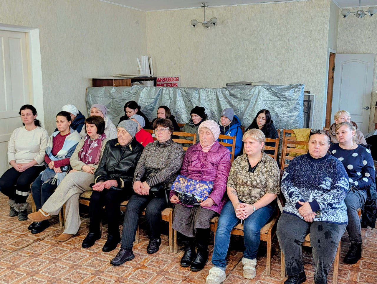 Николай Михайлов: Провел сход граждан в селе Коммунаровка Николай Михайлов: Провел сход граждан в селе Коммунаровка