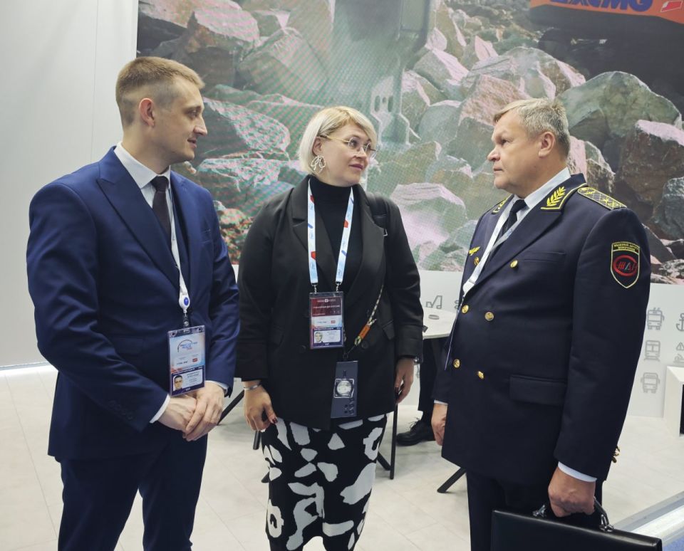 Александр Бондаренко: Развитие пассажирского транспорта Республики обсудили с коллегами на Транспортной неделе Александр Бондаренко: Развитие пассажирского транспорта Республики обсудили с коллегами на Транспортной неделе