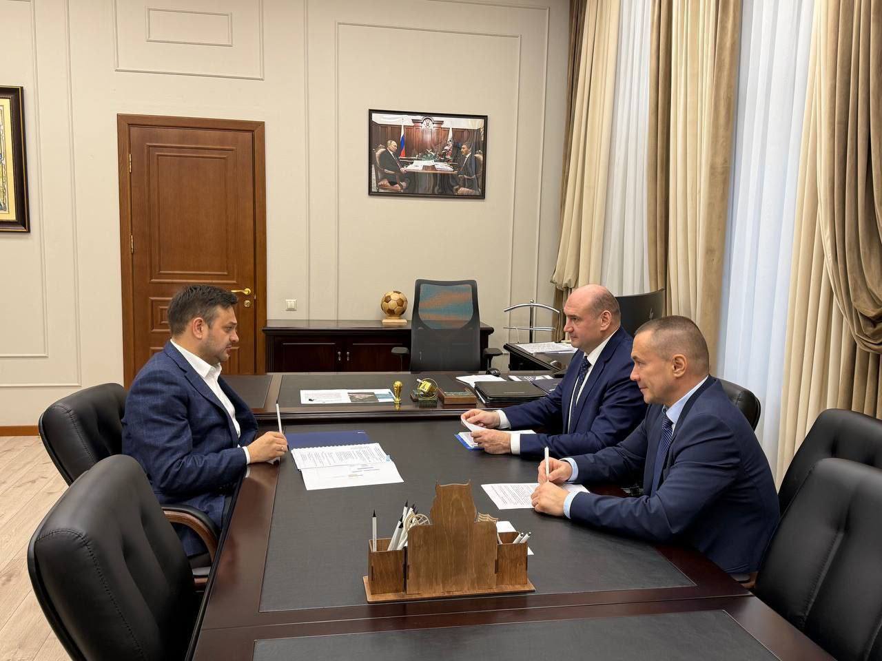 Дмитрий Бердников: Вместе с Губернатором Евгением Александровичем Солнцевым провели ряд встреч в Москве Дмитрий Бердников: Вместе с Губернатором Евгением Александровичем Солнцевым провели ряд встреч в Москве