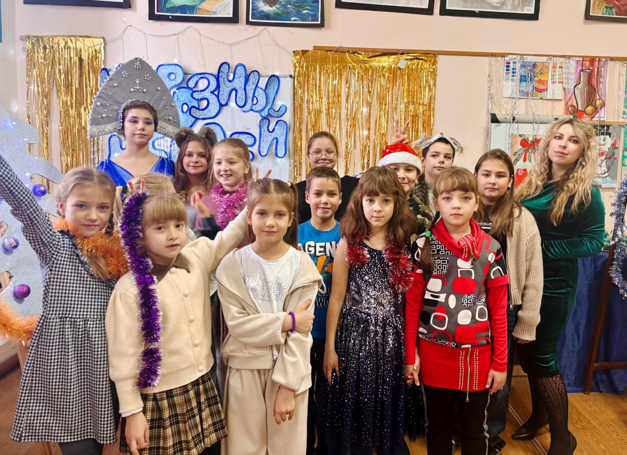 Вечер творчества, посвященный Дню рождения Деда Мороза Вечер творчества, посвященный Дню рождения Деда Мороза