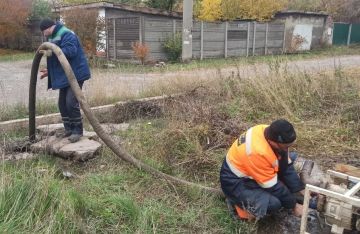 В Енакиево прочистили 1980 метров канализационных сетей