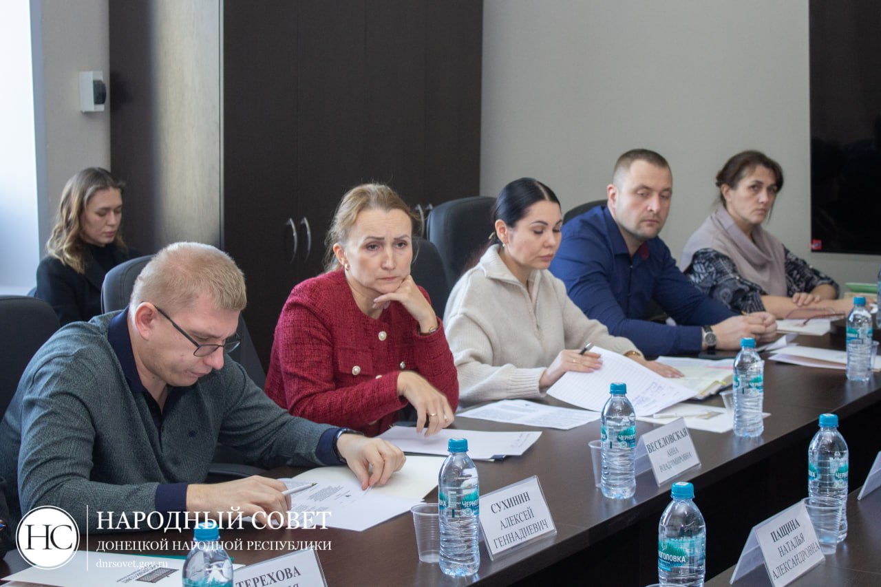 Народный Совет работает над регулированием сферы транспорта в регионе Народный Совет работает над регулированием сферы транспорта в регионе