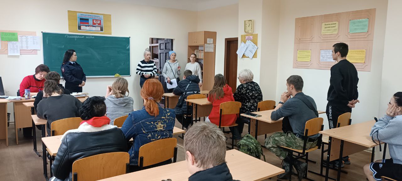 В рамках Всероссийской акции "День правовой помощи детям", приуроченной ко Всероссийскому дню правовой помощи детям, в Государственном бюджетном профессиональном образовательном учреждении "Донецкий строительный техникум"...