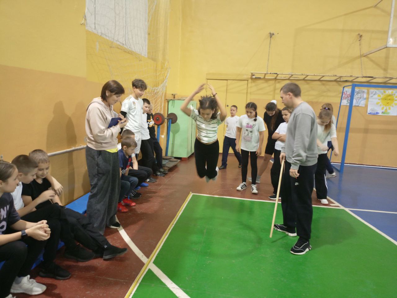 В Ждановке прошло соревнование по сдаче норм ГТО В Ждановке прошло соревнование по сдаче норм ГТО