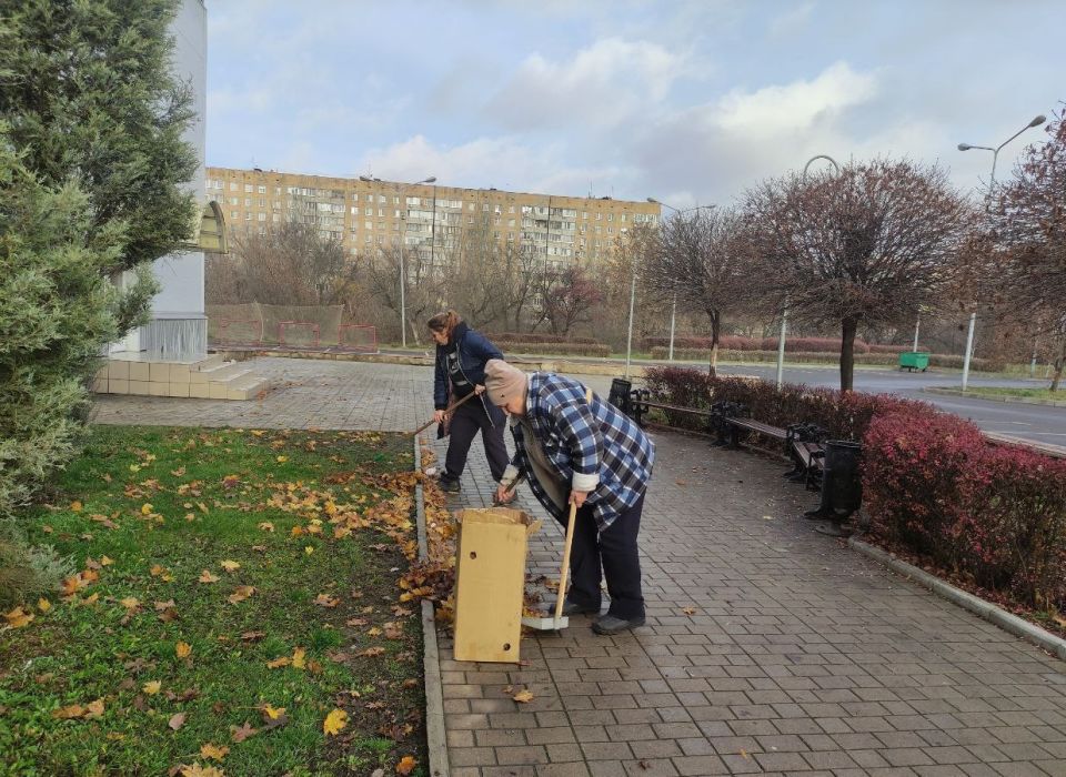 Сегодня, 20 ноября 2025 года, в рамках проекта «Городская среда», реализуемого Единой Россией , жители Кировского района приняли участие в традиционной экологической акции «Чистый четверг» Сегодня, 20 ноября 2025 года, в рамках проекта «Городская среда», реализуемого Единой Россией , жители Кировского района приняли участие в традиционной экологической акции «Чистый четверг»