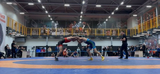 Евгений Ширшов: С 17 по 19 ноября в Старом Осколе Белгородской области состоялись Всероссийские соревнования по вольной борьбе "Турнир Поколений" среди мужчин и Всероссийские соревнования по вольной борьбе среди юношей до...