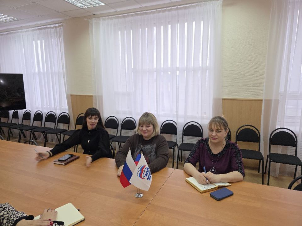 20 ноября в администрации городского округа Дебальцево состоялось обсуждение ключевых направлений благоустройства на период 2025-2030 годов 20 ноября в администрации городского округа Дебальцево состоялось обсуждение ключевых направлений благоустройства на период 2025-2030 годов