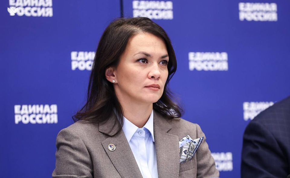 Сергей Кравцов обсудил капремонт и строительство учреждений образования с депутатами «Единой России» на совещании всероссийского штаба Сергей Кравцов обсудил капремонт и строительство учреждений образования с депутатами «Единой России» на совещании всероссийского штаба