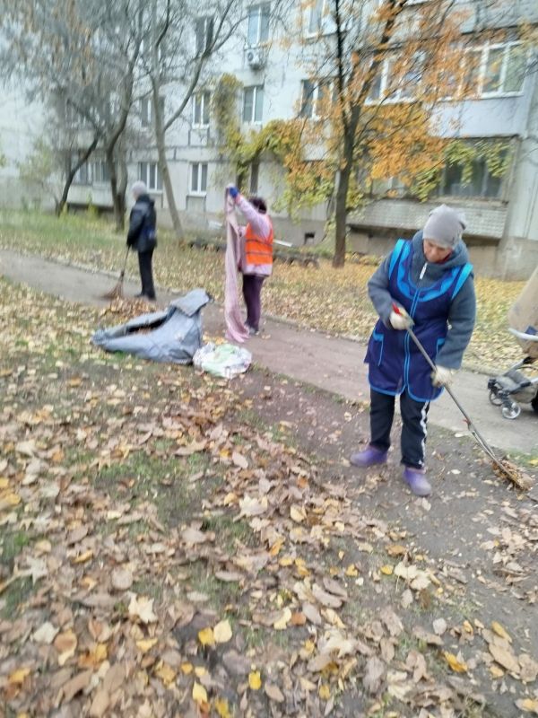 Сегодня, 20 ноября 2025 года, в рамках проекта «Городская среда», реализуемого Единой Россией , жители Кировского района приняли участие в традиционной экологической акции «Чистый четверг» Сегодня, 20 ноября 2025 года, в рамках проекта «Городская среда», реализуемого Единой Россией , жители Кировского района приняли участие в традиционной экологической акции «Чистый четверг»