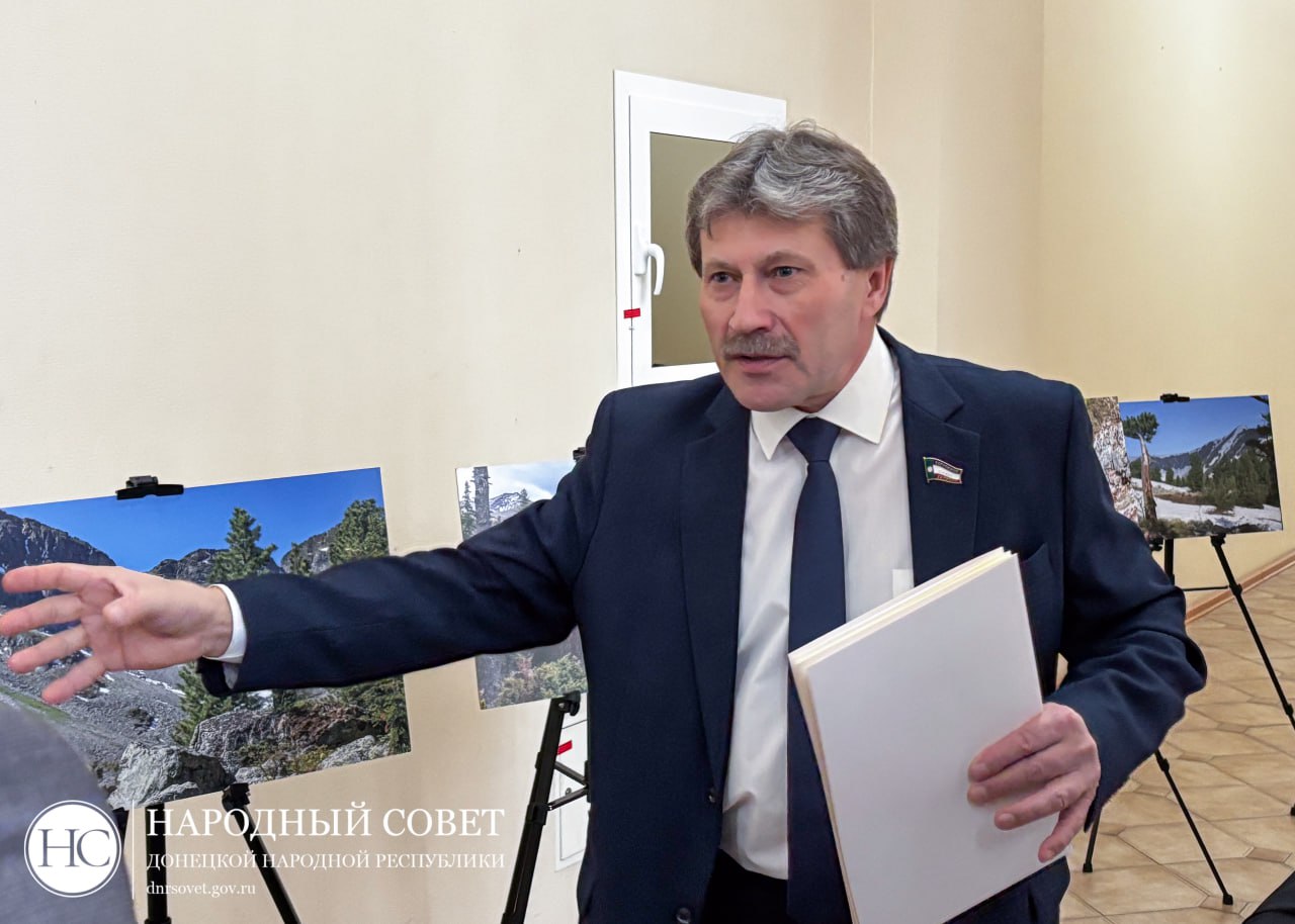 В Народном Совете прошла выставка фоторабот, посвященных природному богатству Хакасии В Народном Совете прошла выставка фоторабот, посвященных природному богатству Хакасии