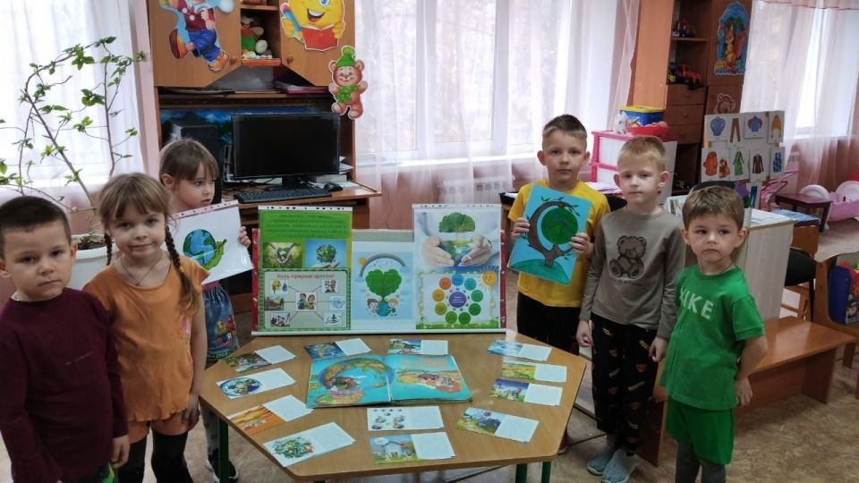 С 10 по 14 ноября 2025 года в детских садах городского округа Докучаевск царила атмосфера творчества и заботы о природе С 10 по 14 ноября 2025 года в детских садах городского округа Докучаевск царила атмосфера творчества и заботы о природе