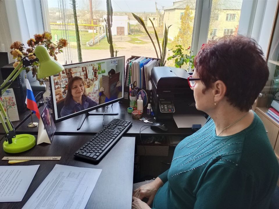 В Главной детской библиотеке Республики состоялся веб-семинар «Библиотеки – хранители и проводники военно-исторического наследия» В Главной детской библиотеке Республики состоялся веб-семинар «Библиотеки – хранители и проводники военно-исторического наследия»