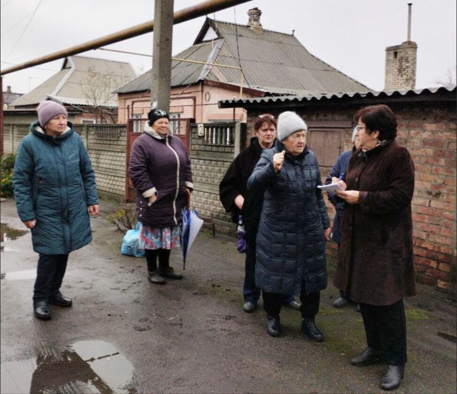 Наталья Бегуненко: По поручению Главы ДНР Дениса Пушилина в Петровском районе продолжаются встречи с населением Наталья Бегуненко: По поручению Главы ДНР Дениса Пушилина в Петровском районе продолжаются встречи с населением