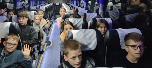 20 ноября 2025 года 18 активных участников Всероссийского проекта «Самбо – в школу» Государственного бюджетного общеобразовательного учреждения "Средняя школа №19 Шахтерского муниципального округа" по приглашению губернатора...