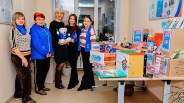 Актив Женского движения Единой России приняли участие в акции "Коробка храбрости"