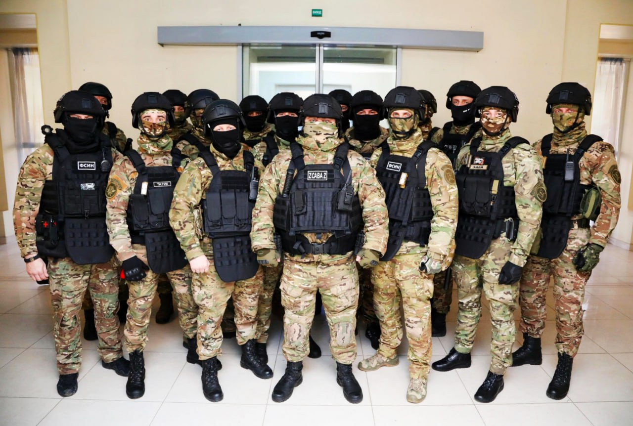 “Кто, если не мы”: чем занимаются бойцы отряда специального назначения “Ратник” ГУФСИН России по ДНР