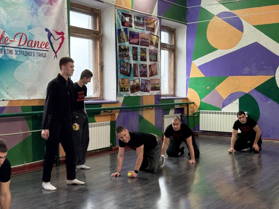 Студенты Шахтерского колледжа кино и телевидения им. А.А. Ханжонкова приняли участие в молодежном форуме «Zнай наших»! Студенты Шахтерского колледжа кино и телевидения им. А.А. Ханжонкова приняли участие в молодежном форуме «Zнай наших»!