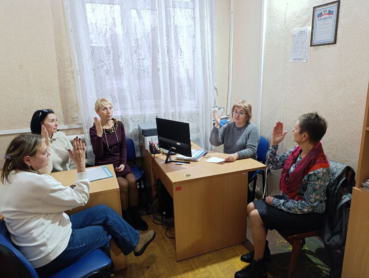 Комиссия по предоставлению материальной помощи в денежном выражении Комиссия по предоставлению материальной помощи в денежном выражении