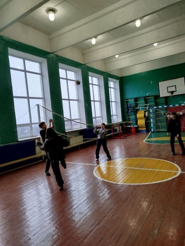 В Луганской школе прошло яркое спортивное мероприятие «Молодёжь за здоровый образ жизни»! В Луганской школе прошло яркое спортивное мероприятие «Молодёжь за здоровый образ жизни»!