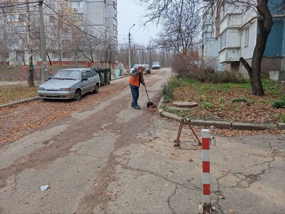 Сегодня, 20 ноября 2025 года, в рамках проекта «Городская среда», реализуемого Единой Россией , жители Кировского района приняли участие в традиционной экологической акции «Чистый четверг» Сегодня, 20 ноября 2025 года, в рамках проекта «Городская среда», реализуемого Единой Россией , жители Кировского района приняли участие в традиционной экологической акции «Чистый четверг»