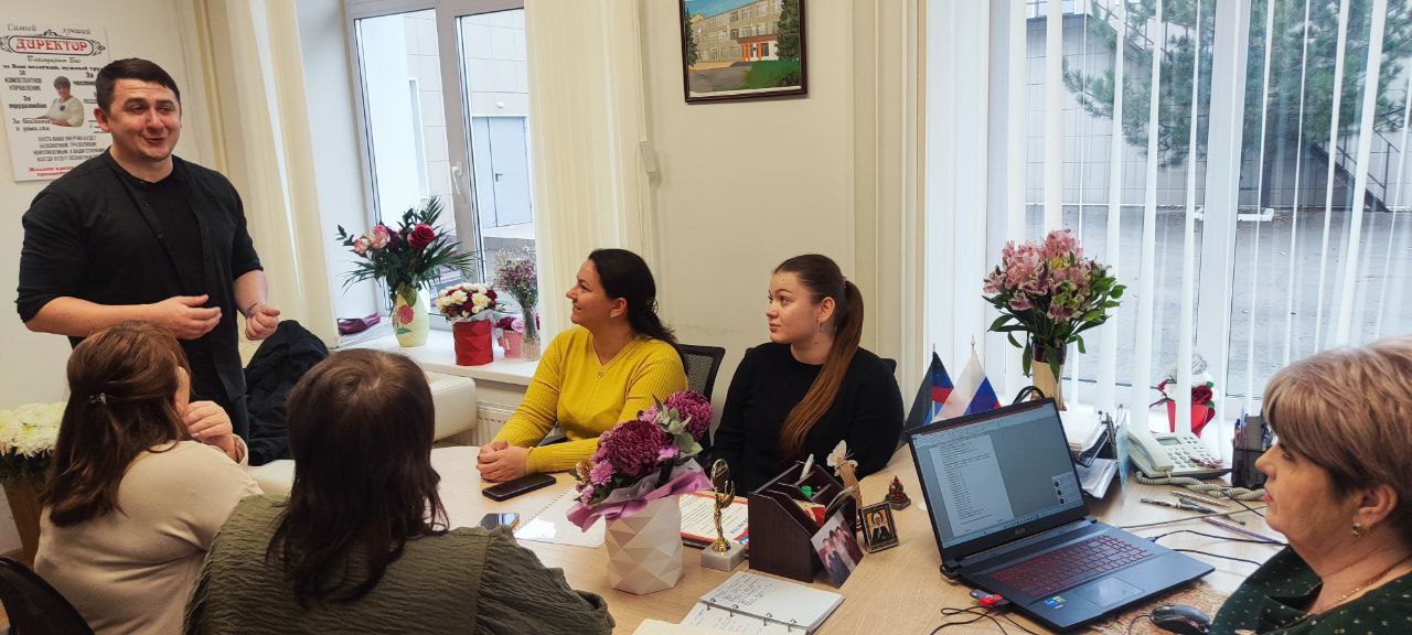 Заместитель Главы Администрации Тельмановского округа провела встречу с коллективом отдела культуры, на которой были рассмотрены вопросы, направленные на развитие инфраструктуры территории Заместитель Главы Администрации Тельмановского округа провела встречу с коллективом отдела культуры, на которой были рассмотрены вопросы, направленные на развитие инфраструктуры территории