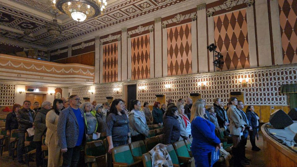 В Докучаевске состоялась V Конференция местного отделения Партии «Единая Россия» В Докучаевске состоялась V Конференция местного отделения Партии «Единая Россия»